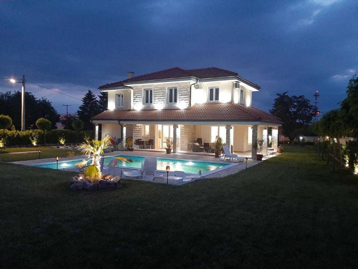 Villa Vila Eleonora Beograd Exterior foto